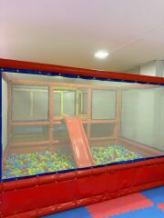 Trambolinli Top Havuzu Oyun Alanı 600x300cm