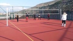 Voleybol Dikmesi Standart İthal Kriko Sistemli Yükseklik Ayarlı Mapalı (Whıtefıce Diamond Model) Spor Salonu Kullanımı