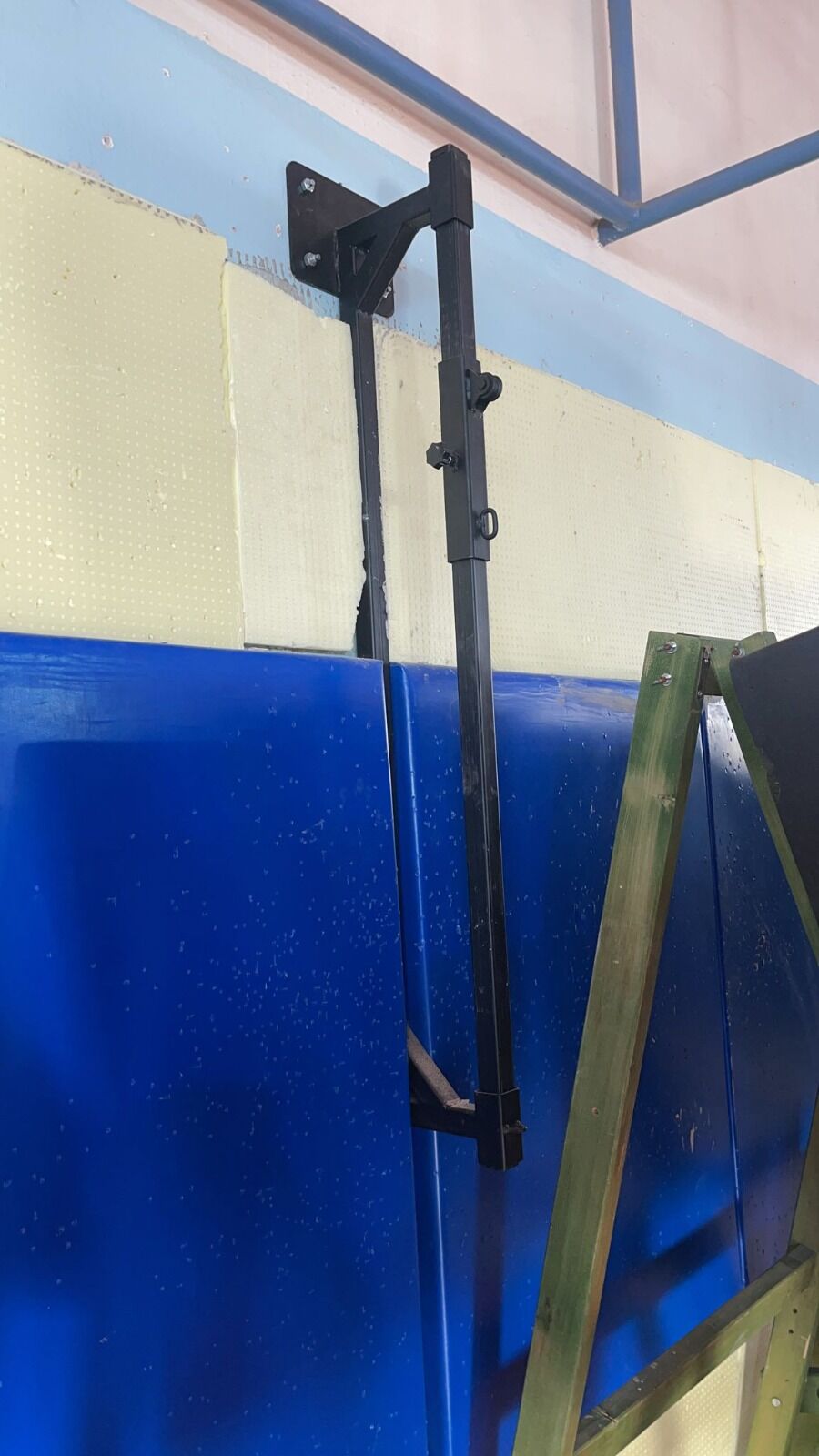Duvardan Duvara Çok Fileli Bağlantı Metali