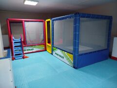 TOP HAVUZU VE TRAMBOLİN OYUN ALANI MEGA