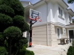 BLACK GOLD TEK DİREKLİ BASKETBOL POTASI ESNEK ÇEMBER YÜKSEKLİK AYARLI TEMPERLİ CAM(105*180)