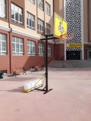 Portatif Ağırlıklı Basketbol Potası(75X100) Yan Görünüm