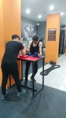 BİLEK GÜREŞİ MASASI