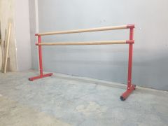 Taşınabilir Bale Barı – Ayarlanabilir Yükseklik (Kırmızı)