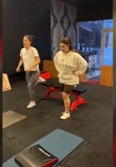 Açılı Bench Sehpası Kırmızı Detay Fotoğrafı