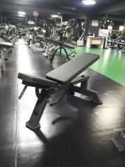 Açılı Bench Sehpası Siyah Yan Görünüm