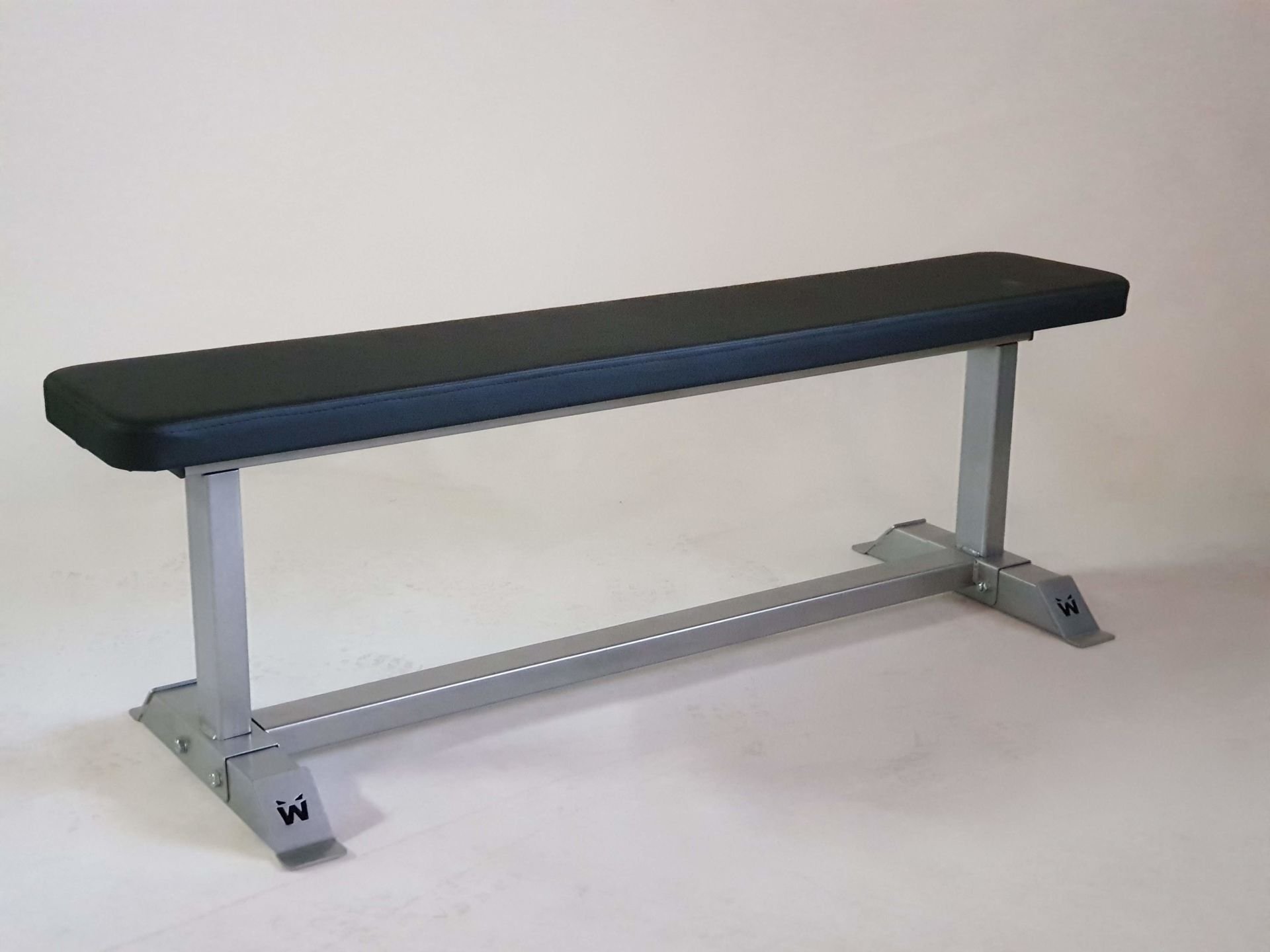 DÜZ BENCH SEHPASI GRİ