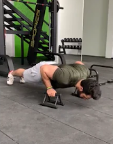 Şınav Barı Metal Spor Salonu Kullanımı