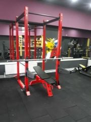 Power Rack Spor Salonu Kullanımı