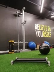 GLUTE HAM ABROLLER