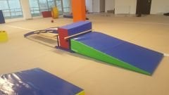 Takla Minderi 185X100X30Cm Yan Görünüm