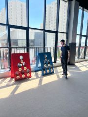 Top Atma Puanlı Kırmızı Farklı Açı Görünümü